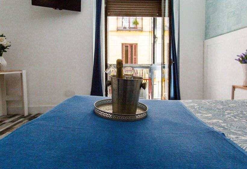 اتاق استاندارد, Fuencarral Adeco