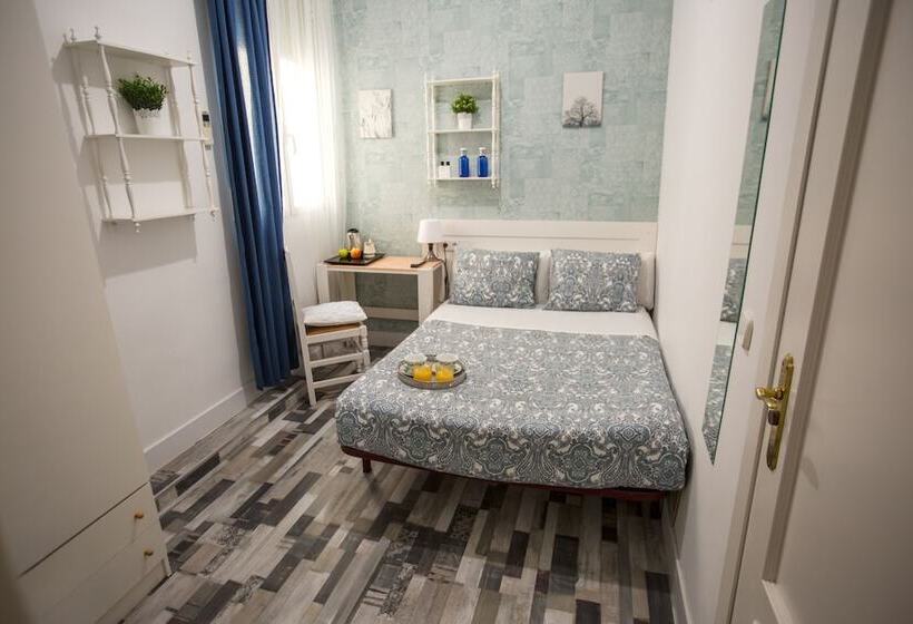 اتاق استاندارد, Fuencarral Adeco