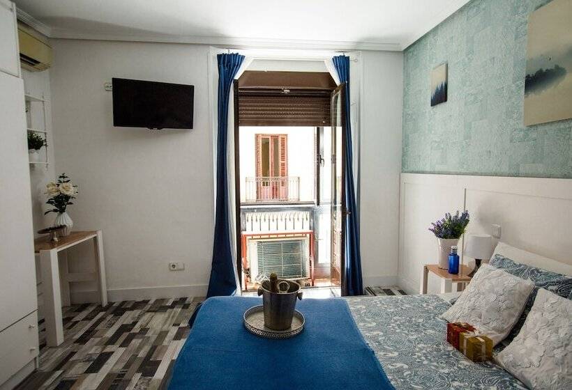 اتاق استاندارد, Fuencarral Adeco