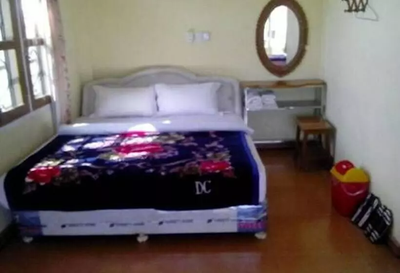 اتاق استاندارد, Royal Flower Guest House