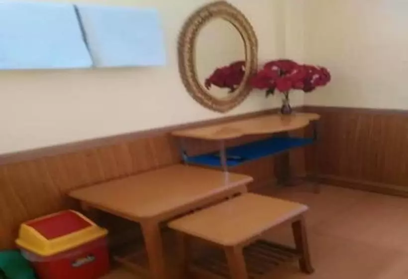 اتاق استاندارد, Royal Flower Guest House