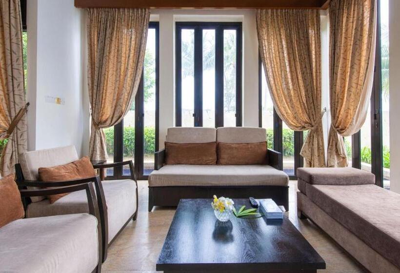 וילת 2 חדרי שינה נוף לים, Sabah Beach Villas & Suites