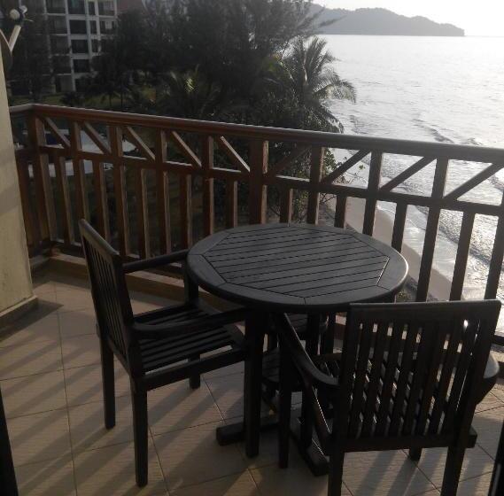 סוויטה, Sabah Beach Villas & Suites