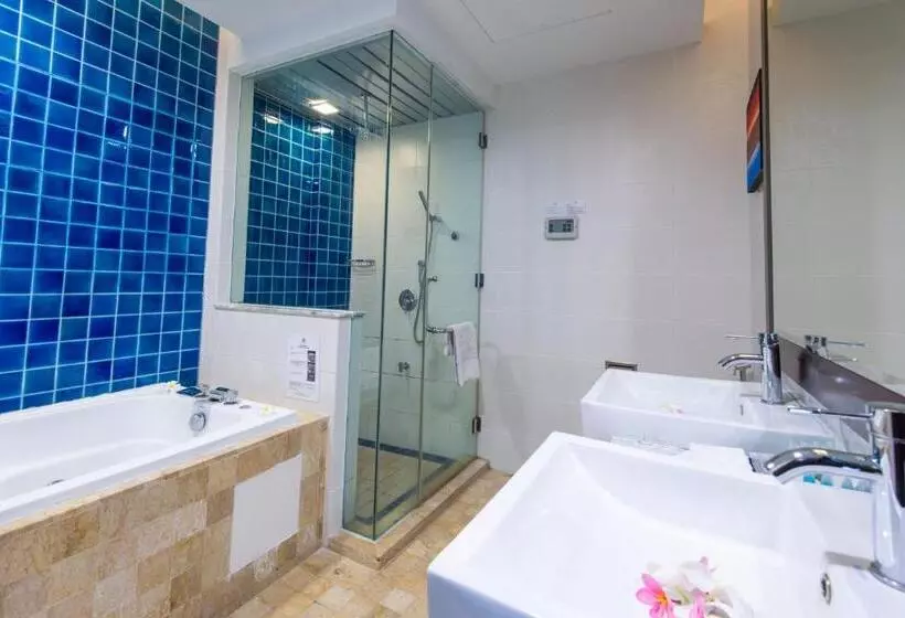 سوئیت 2 خوابه, Sabah Beach Villas & Suites