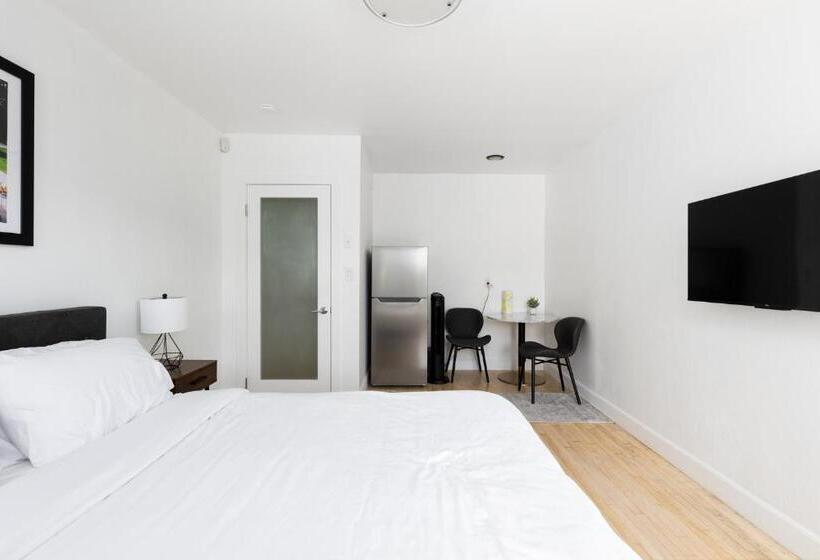 스탠다드 룸, Sunny Studio Near Culver City