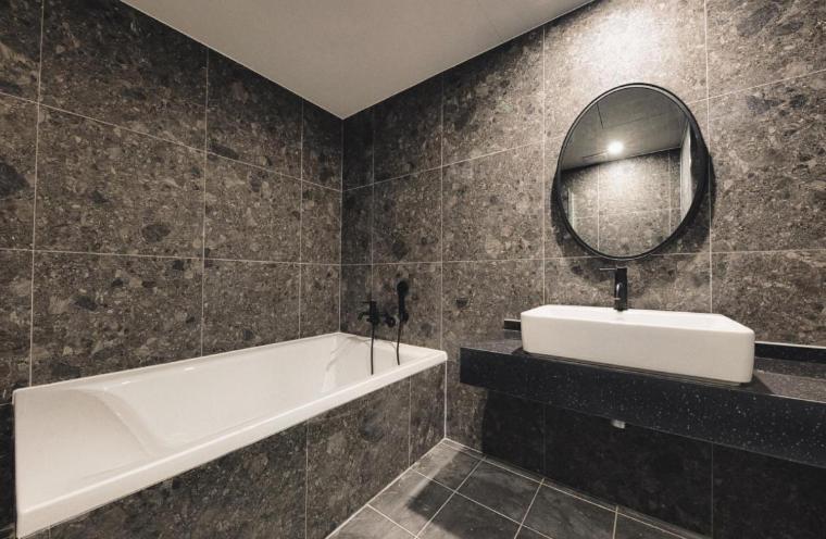 סוויטת סופריור, Aden