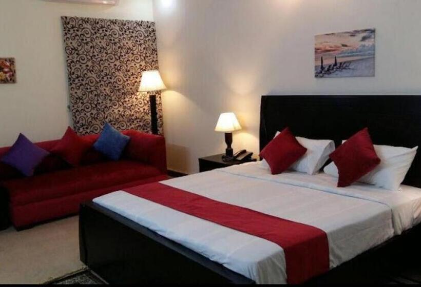 اتاق لوکس, Alpine Lodges