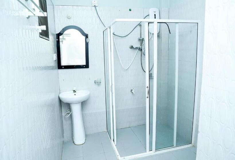 חדר סטנדרט, Satk Inn Jaffna, Kokkuvil