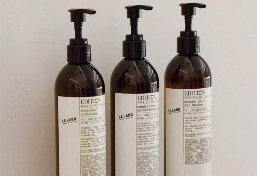 اتاق دلوکس با تخت کینگ و چشمانداز شهر, The Singapore Edition