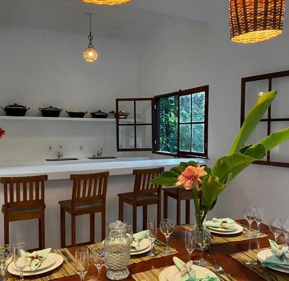 اتاق لوکس, Casa Angelina