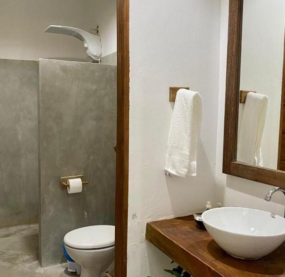 اتاق لوکس, Casa Angelina