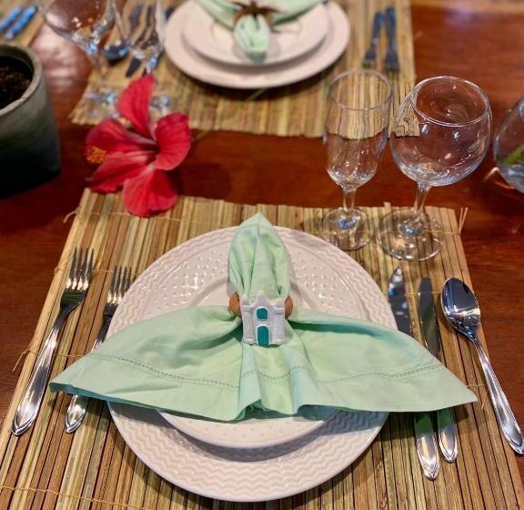 اتاق لوکس, Casa Angelina