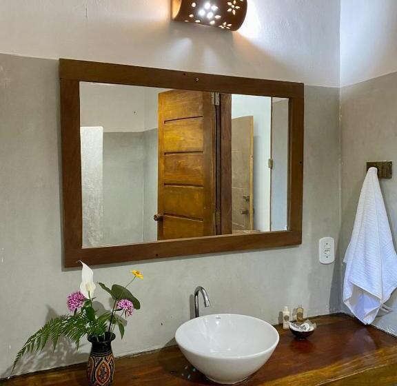 اتاق لوکس, Casa Angelina