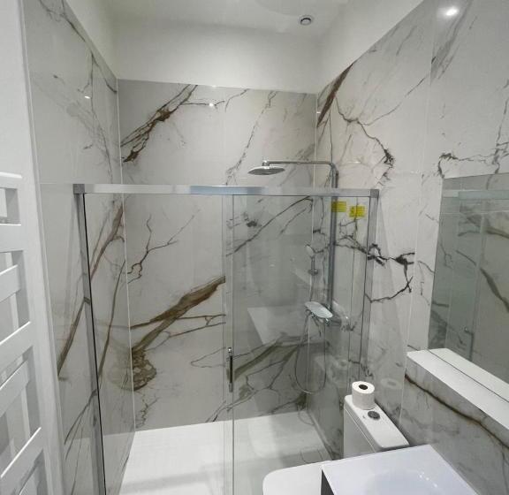 带大床的标准间, Château De Respide