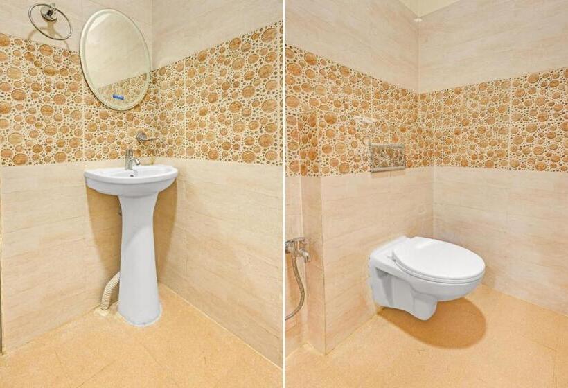 Chambre Triple Classique, Collection O Long Acres Resort