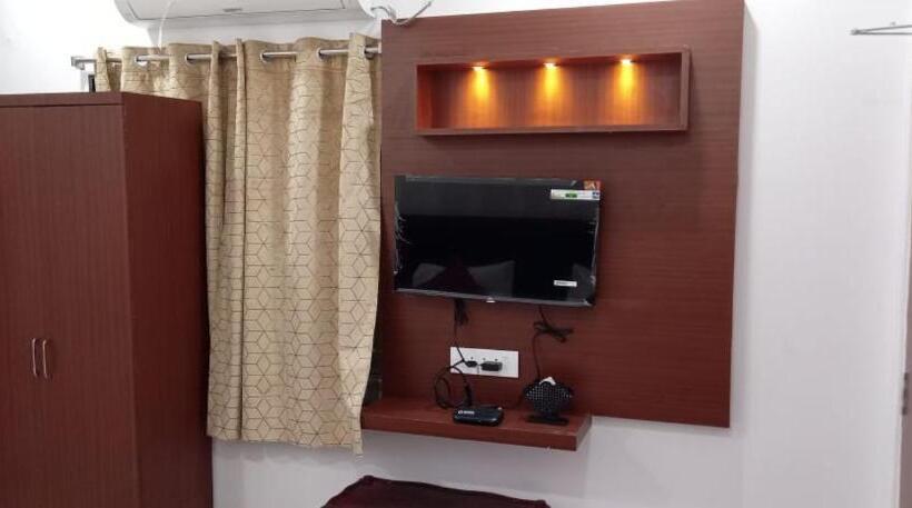 سوییت, Rk Grand Luxury Acs