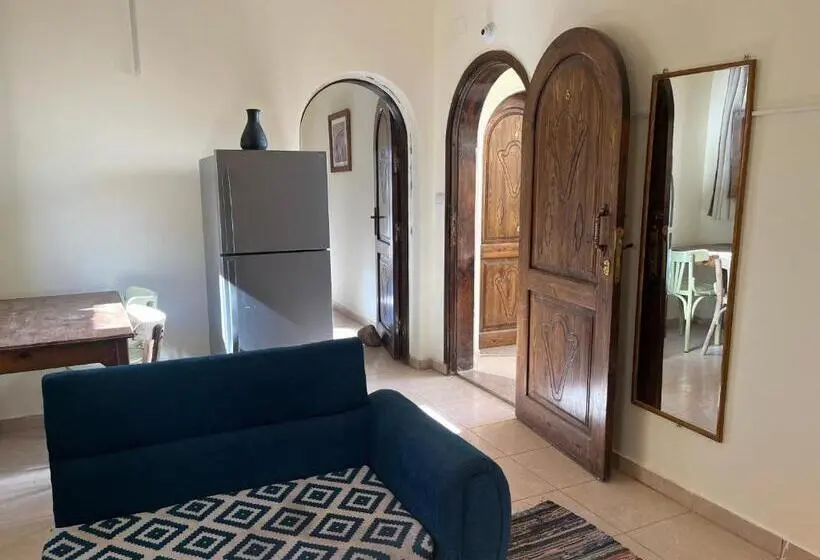 آپارتمان 1 خوابه, Malaz Motel