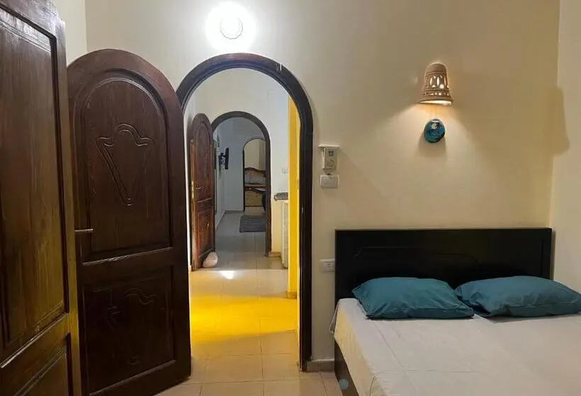 آپارتمان 1 خوابه, Malaz Motel