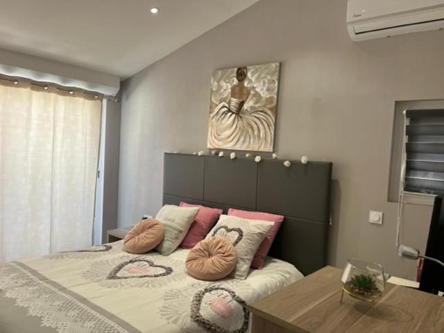 Номер Deluxe, Chambre Meublée De Luxe
