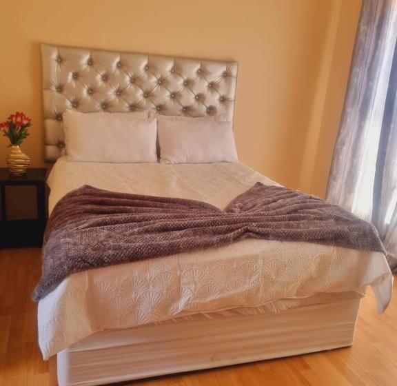 اتاق لوکس, Home Life Guesthouse