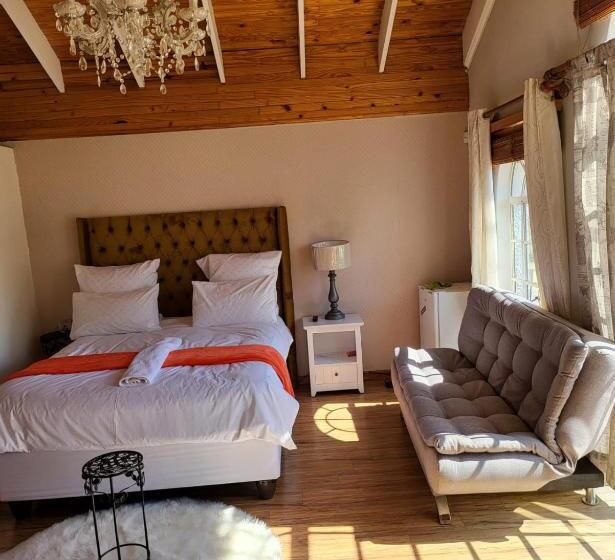 家庭间, Sky View Guest House