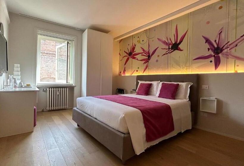 اتاق سوپریور با تخت بزرگ, San Lorenzo Luxury Boutique