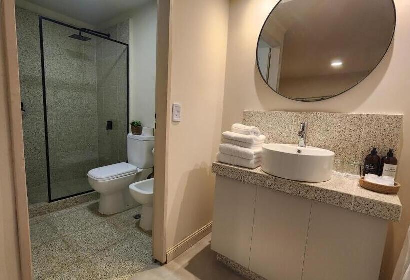 اتاق کلاسیک چهارنفره, Casa Par Grand Suites