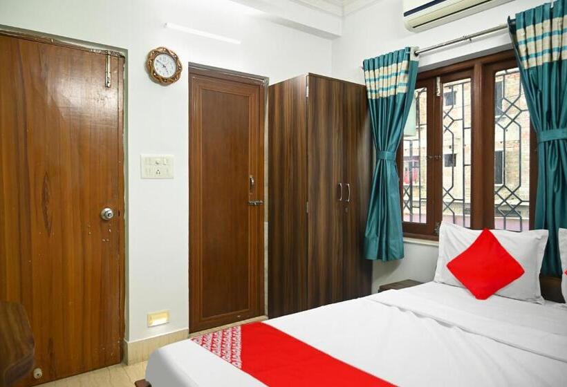 Quarto Triplo Clássico, O Shraddha Residency 2