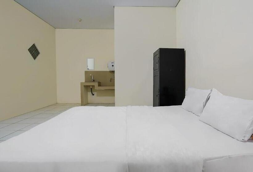 اتاق استاندارد, Oyo Life 92641 Guest House Palinggihan Ii
