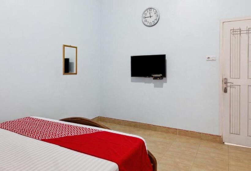 Номер Deluxe, Oyo Life 92803 Penginapan Purnama
