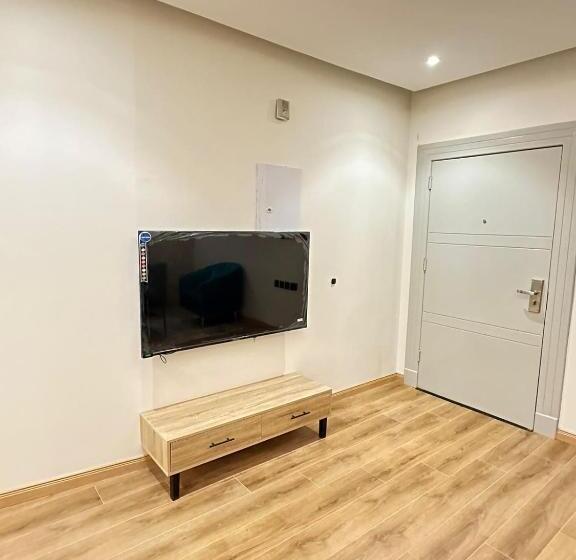 Полулюкс Повышенной Комфортности, Xyz