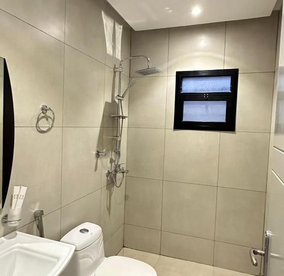 Полулюкс Повышенной Комфортности, Xyz