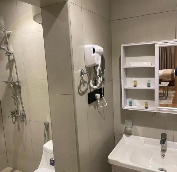 Полулюкс Повышенной Комфортности, Xyz