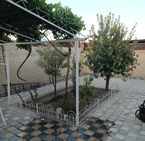 ファミリールーム, гостевой дом Isfan Guest House