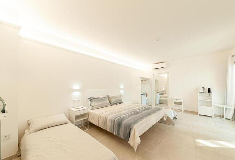 스탠다드 룸 킹사이즈 침대, Sardvs B&beach