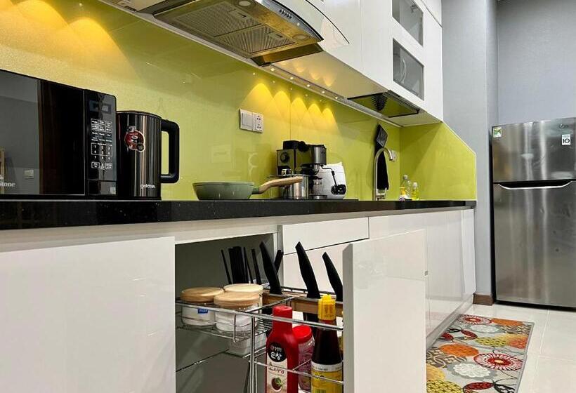 سوییت سوپریور, Uphoenix Home  Hado Centrosa Garden