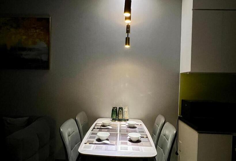 سوییت سوپریور, Uphoenix Home  Hado Centrosa Garden