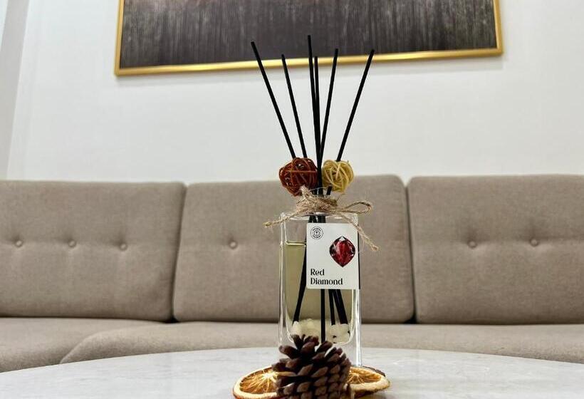سوییت اجرایی, Uphoenix Home  Hado Centrosa Garden