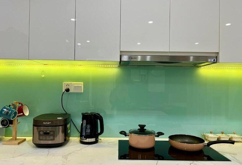 سوییت خانوادگی, Uphoenix Home  Hado Centrosa Garden