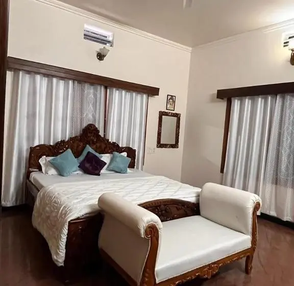 デラックスルーム, Amayaa Courtyard Homestay