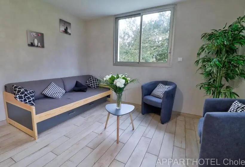 Huoneisto 3 Makuuhuonetta, Appart Hotel Cholet Carteron
