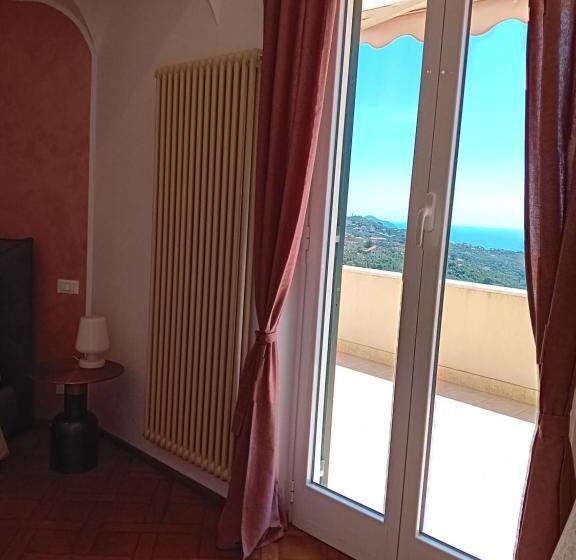 غرفة قياسية مزوَّدة بتراس, B&b Villa Bianca