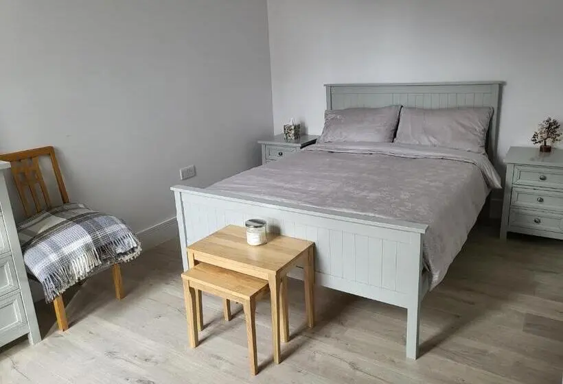 Standard-huone, Bright, Quiet Room In The Center Of Newbury