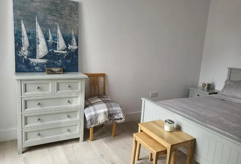 Standard-huone, Bright, Quiet Room In The Center Of Newbury