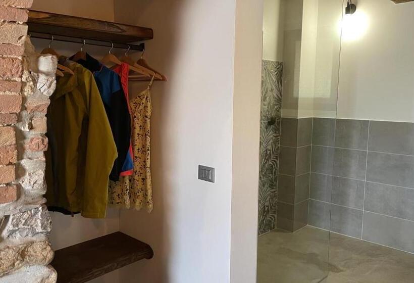 デラックスルーム, Poggio Belvento