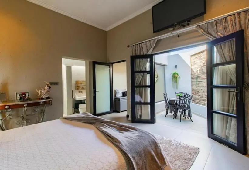 Standard-huone, Laru Home