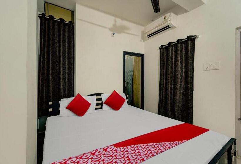 اتاق کلاسیک سه تخته, Oyo Flagship Residence Inn Guest House