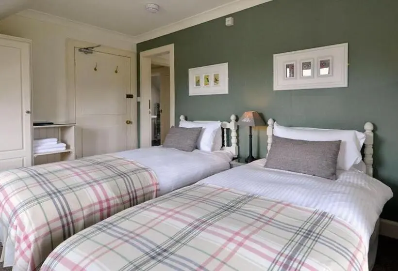 スタンダード４人部屋, The Poplars Guest House