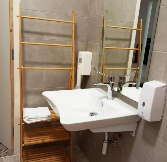 آپارتمان 1 خوابه, Chambre D Hôtes Pmr Hildegarde