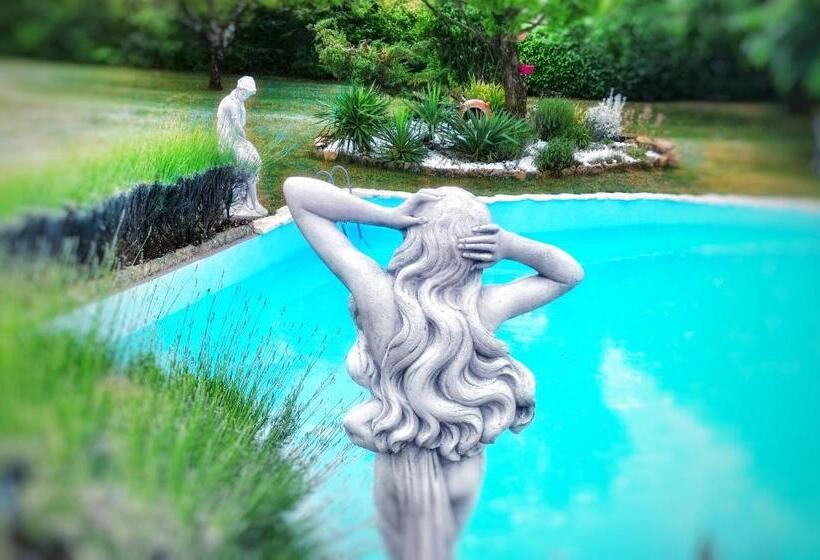 חדר סטנדרט עם ג'קוזי, Le Balaneion D Aphrodite